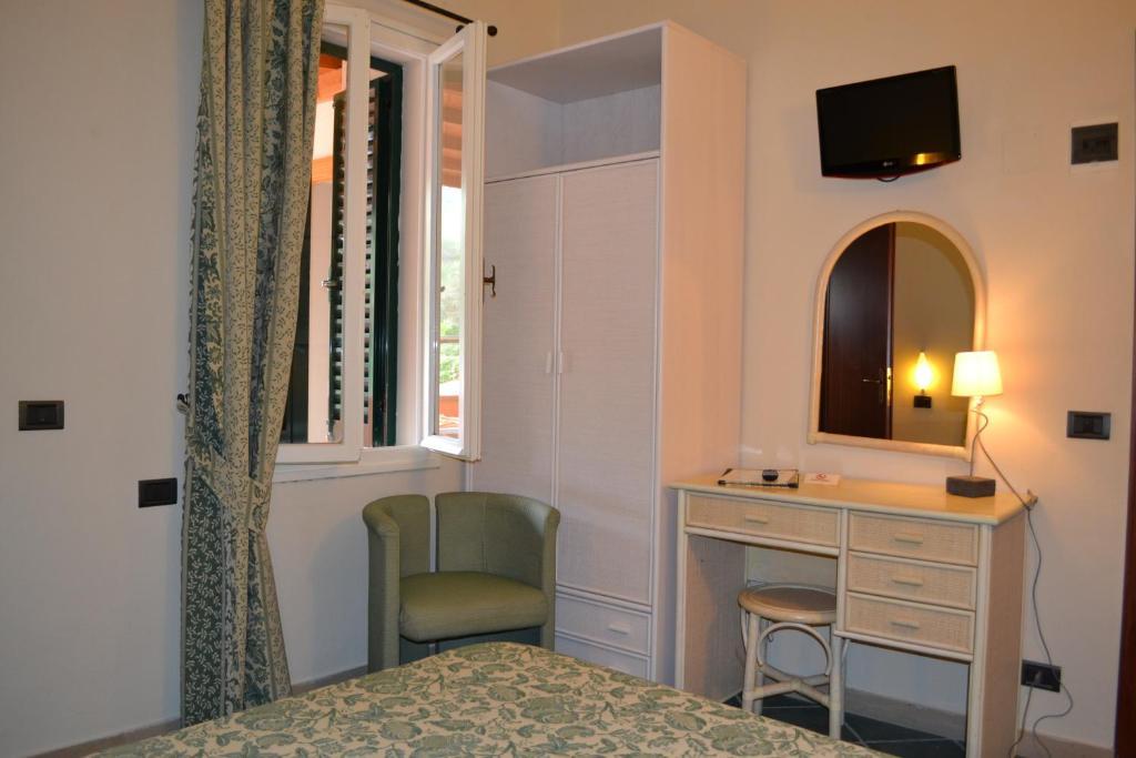 Hotel Danila Портоферрайо Номер фото